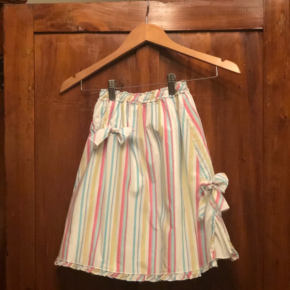 Girls pastel stripe skirt.